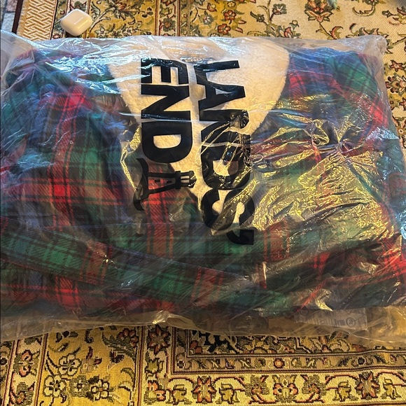 Lands' End Sherpa Flannel Robe Large Red Blue Plaid NWT Holiday Cozy - Picture 3 of 7